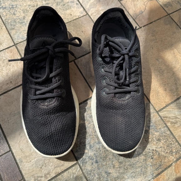 Allbirds All Birds Men's Tree Runner, size 10. - Picture 4 of 10